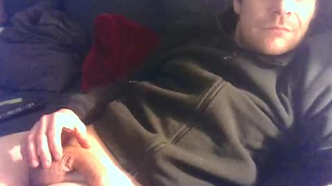 Snapshot of german33bi chatting on 01/20/25, 01:50 German33FFM1 online show from 01/20/25, 01:50