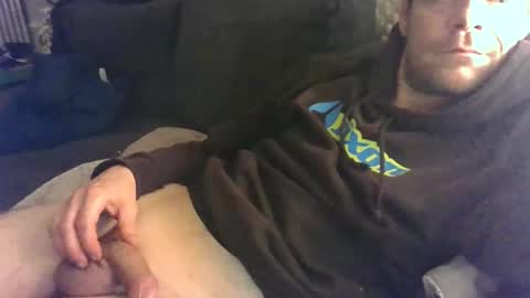 Snapshot of german33bi chatting on 10/13/25, 02:55 German33FFM1 online show from 10/13/25, 02:55