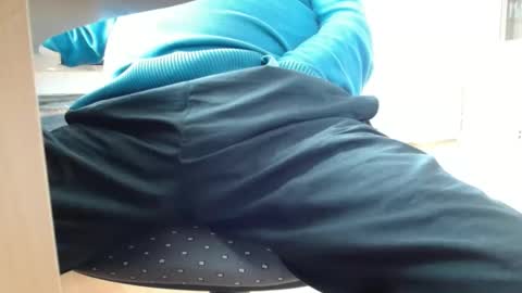 Snapshot of germanandy71 chatting on 10/12/25, 12:15 germanandy71 online show from 10/12/25, 12:15