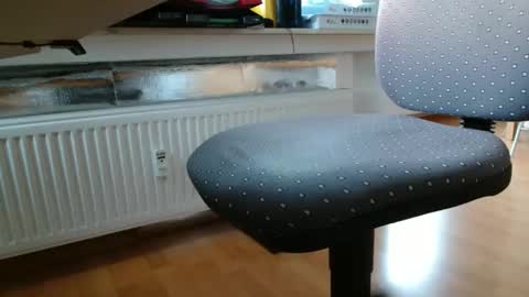 Snapshot of germanandy71 chatting on 12/02/25, 12:10 germanandy71 online show from 12/02/25, 12:10