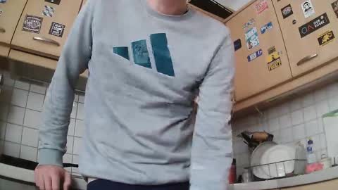 Snapshot of germanbigbln chatting on 12/14/25, 12:32 germanbigbln online show from 12/14/25, 12:32