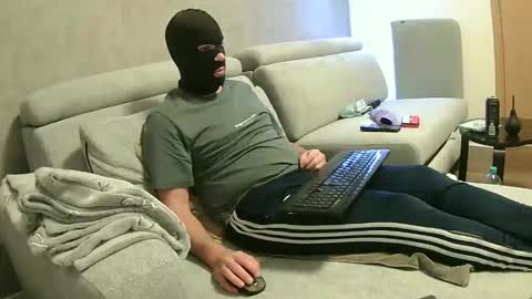 germanboy2601 online show from 10/11/25, 07:34