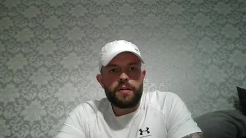Snapshot of germanboy27384 chatting on 08/02/26, 01:48 germanboy27384 online show from 08/02/26, 01:48