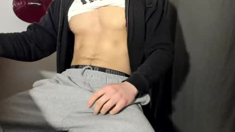 Snapshot of germanmike1997 chatting on 04/18/26, 11:03 germanmike1997 online show from 04/18/26, 11:03