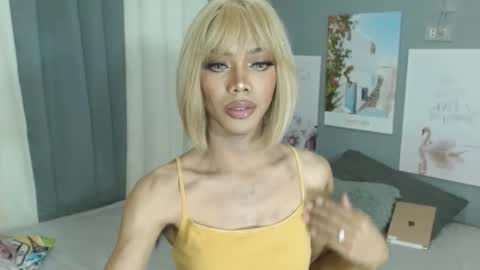 Sidneymorens online show from 04/05/26, 03:09