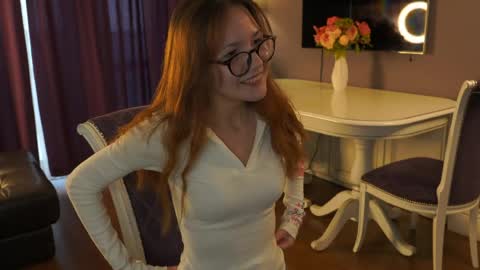 Snapshot of gertrudisshinn chatting on 04/10/26, 11:59 Kristy online show from 04/10/26, 11:59