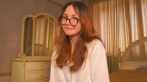 Snapshot of gertrudisshinn chatting on 05/31/26, 12:45 Kristy online show from 05/31/26, 12:45