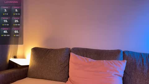 Liz and Mark online show from 10/31/25, 06:25