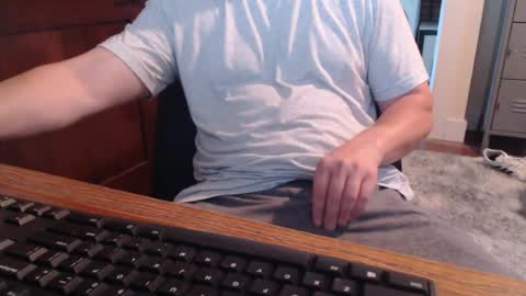 Snapshot of gethoggy chatting on 07/01/26, 03:45 gethoggy online show from 07/01/26, 03:45