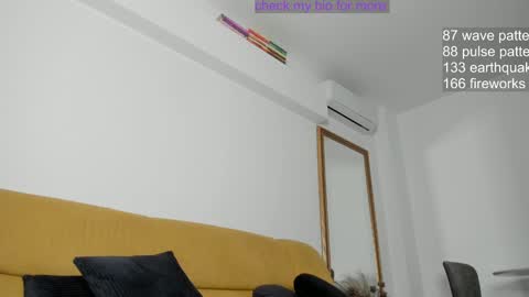 Snapshot of getlust chatting on 12/02/24, 01:13 Brad online show from 12/02/24, 01:13