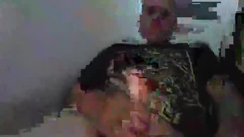 Snapshot of gezuz42069 chatting on 04/18/26, 02:04 gezuz42069 online show from 04/18/26, 02:04