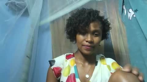 gggloria online show from 11/18/25, 07:51