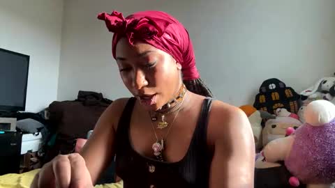 ghastgirlt_t online show from 02/12/26, 09:43