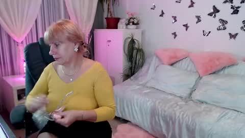 Ghertrudequeen online show from 11/10/25, 04:00