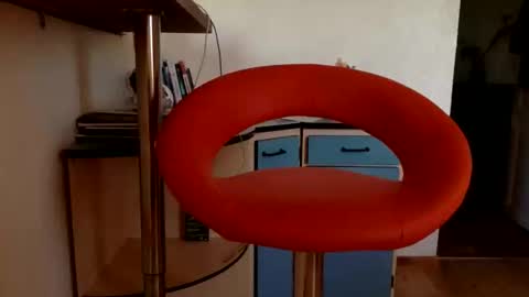 Snapshot of ghets2083 chatting on 04/04/26, 06:05 ghets2083 online show from 04/04/26, 06:05