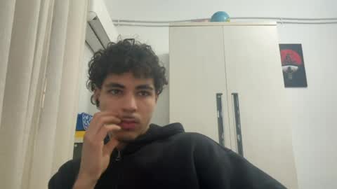 Snapshot of ghilassss chatting on 04/11/26, 09:35 ghilassss online show from 04/11/26, 09:35