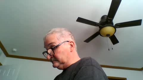 Snapshot of ghost2534 chatting on 01/05/25, 01:58 ghost2534 online show from 01/05/25, 01:58