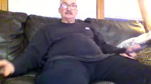 Snapshot of ghost2534 chatting on 01/28/25, 10:45 ghost2534 online show from 01/28/25, 10:45