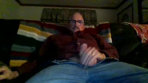 Snapshot of ghost2534 chatting on 10/25/25, 01:02 ghost2534 online show from 10/25/25, 01:02