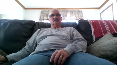 Snapshot of ghost2534 chatting on 11/17/25, 03:18 ghost2534 online show from 11/17/25, 03:18