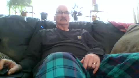 Snapshot of ghost2534 chatting on 11/26/25, 02:18 ghost2534 online show from 11/26/25, 02:18