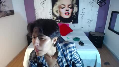 Your Girl  online show from 11/22/25, 01:15