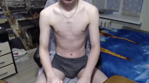 Snapshot of ghostfacefriends chatting on 12/24/24, 04:22 Fedya online show from 12/24/24, 04:22