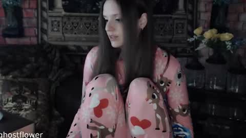 ghostflower online show from 09/19/25, 11:16