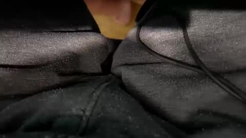 Snapshot of ghostred01 chatting on 02/19/25, 10:20 ghostred01 online show from 02/19/25, 10:20