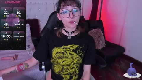 Snapshot of ghosty_doll chatting on 01/21/25, 10:19 Allison  online show from 01/21/25, 10:19