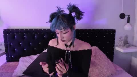 Snapshot of ghosty_doll chatting on 09/25/25, 07:06 Allison  online show from 09/25/25, 07:06