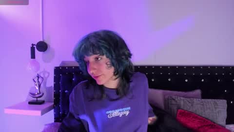 Snapshot of ghosty_doll chatting on 09/27/25, 01:27 Allison  online show from 09/27/25, 01:27