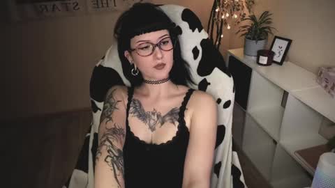 Snapshot of ghoticspectre chatting on 04/24/26, 04:42 ghoticspectre online show from 04/24/26, 04:42