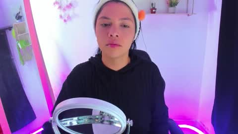 Snapshot of gia_contii chatting on 03/22/26, 11:19 giaaaa online show from 03/22/26, 11:19