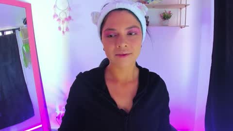 Snapshot of gia_contii chatting on 03/28/26, 09:03 giaaaa online show from 03/28/26, 09:03