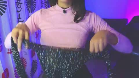 gia_flame_ online show from 09/20/25, 05:08