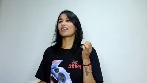 Gia Lee online show from 10/01/25, 02:39