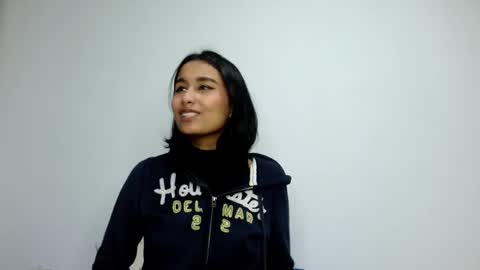 Gia Lee online show from 10/02/25, 03:13