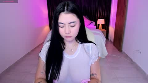 Gia lowry online show from 01/12/25, 11:07