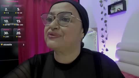 nahomi online show from 09/19/25, 11:05