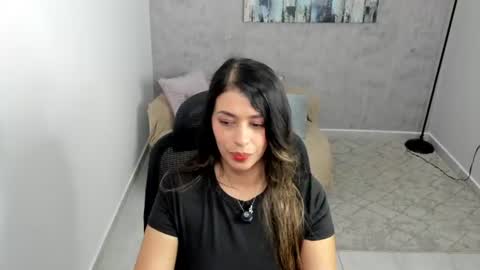 Snapshot of gia_watsonn chatting on 06/20/26, 06:22 Gia online show from 06/20/26, 06:22