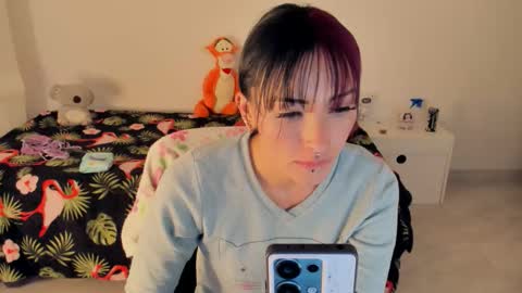 GIA WHITE Independet  online show from 10/13/25, 11:54