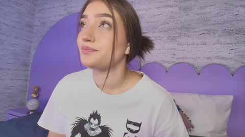 Snapshot of giaa_ross chatting on 04/11/26, 07:40 Gia online show from 04/11/26, 07:40