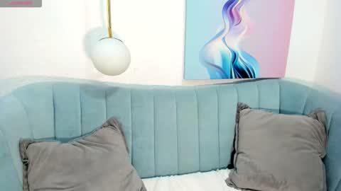 Snapshot of giablaze_ chatting on 11/06/25, 03:18 I am gia online show from 11/06/25, 03:18