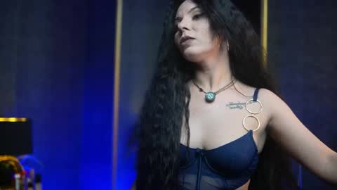 Snapshot of giaeasyice chatting on 04/14/26, 08:37 Gia online show from 04/14/26, 08:37