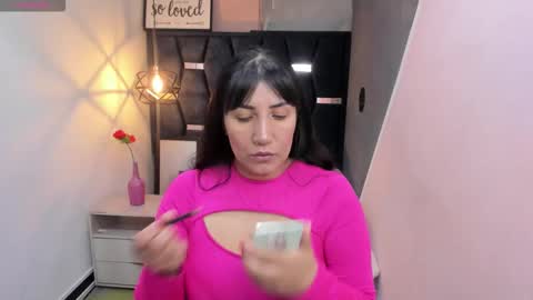 G I A  FOX online show from 11/06/25, 01:45