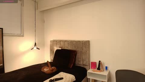 G I A  FOX online show from 02/04/26, 08:03