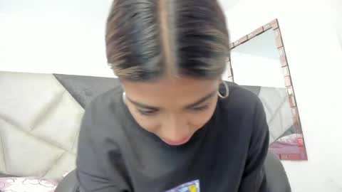 Gia  online show from 04/05/26, 06:05