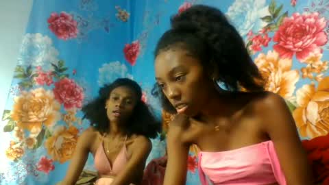 Snapshot of gialbloody chatting on 06/15/26, 04:53 gialbloody online show from 06/15/26, 04:53