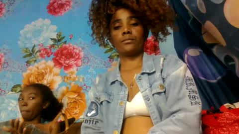 Snapshot of gialbloody chatting on 06/18/26, 05:17 gialbloody online show from 06/18/26, 05:17